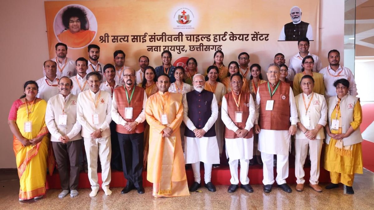 Honourable Prime Minister Shri Narendra Modi Graces the Largest Gathering of Paediatric Cardiac Surgery Patients at Nava Raipur - PNN