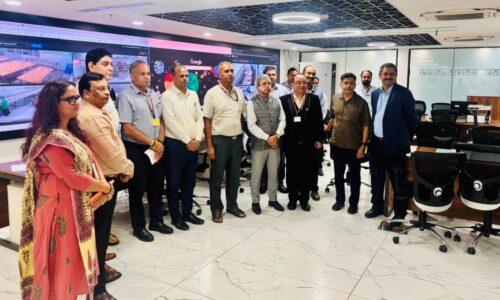 Railway Board Chairman Reviews IRCTC’s Central War Room in Delhi, Praises Strong Monitoring and Food Quality Check